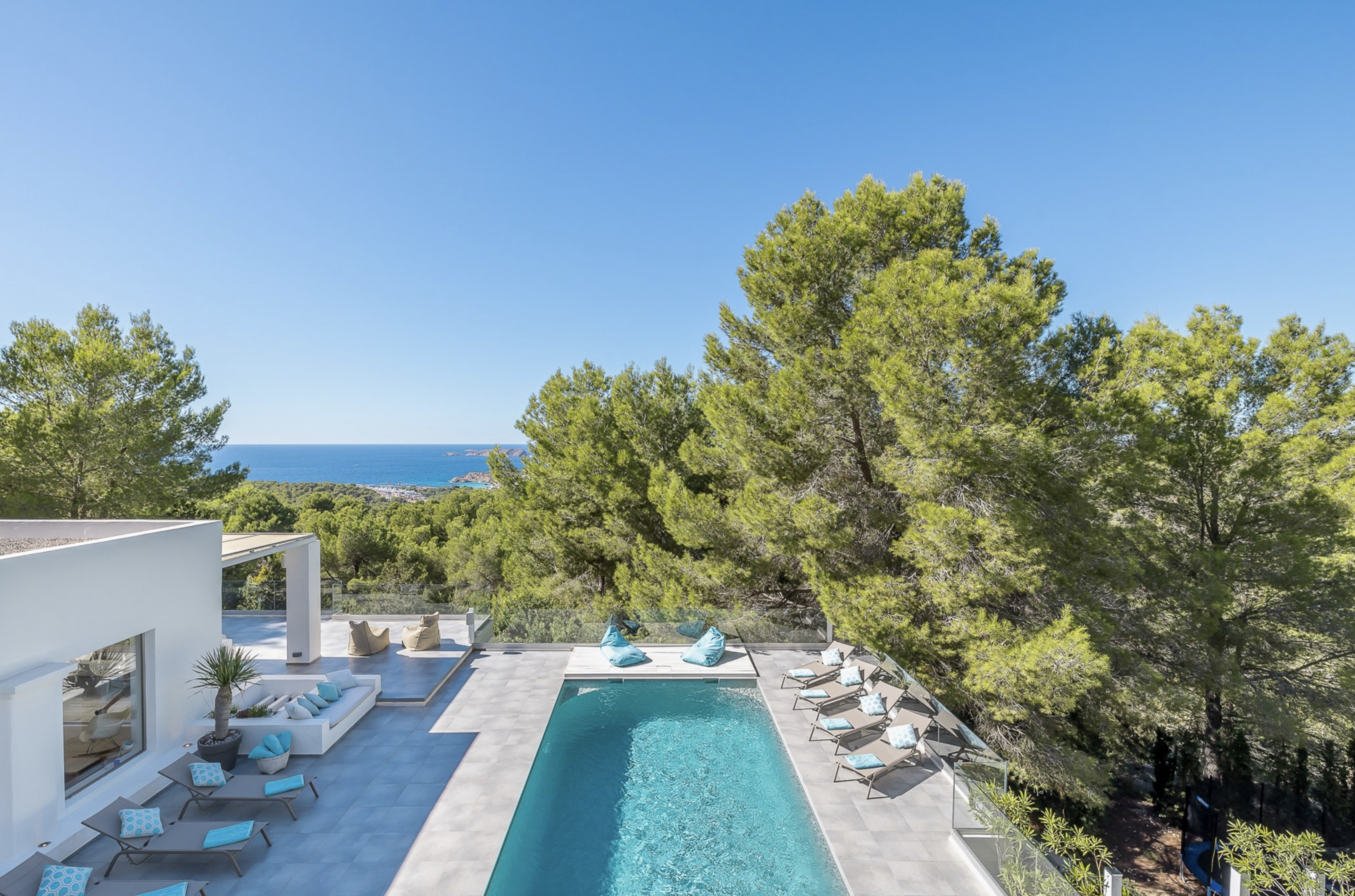 Resa Estates Ivy Cala Tarida Ibiza  luxe woning villa for rent te huur house house drone.png